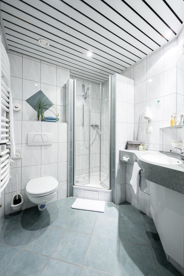 Hotel Monika Büttelborn Exteriör bild